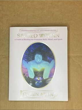 NWT Sacred Woman by Queen Afua
